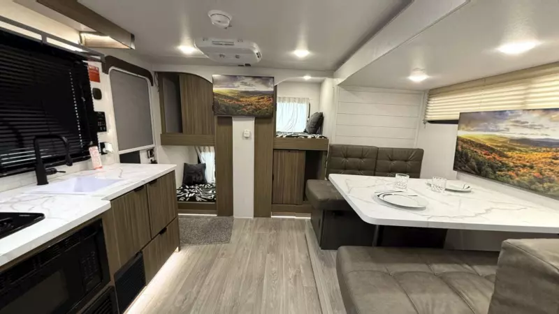 180ICE Floorplan Main Room